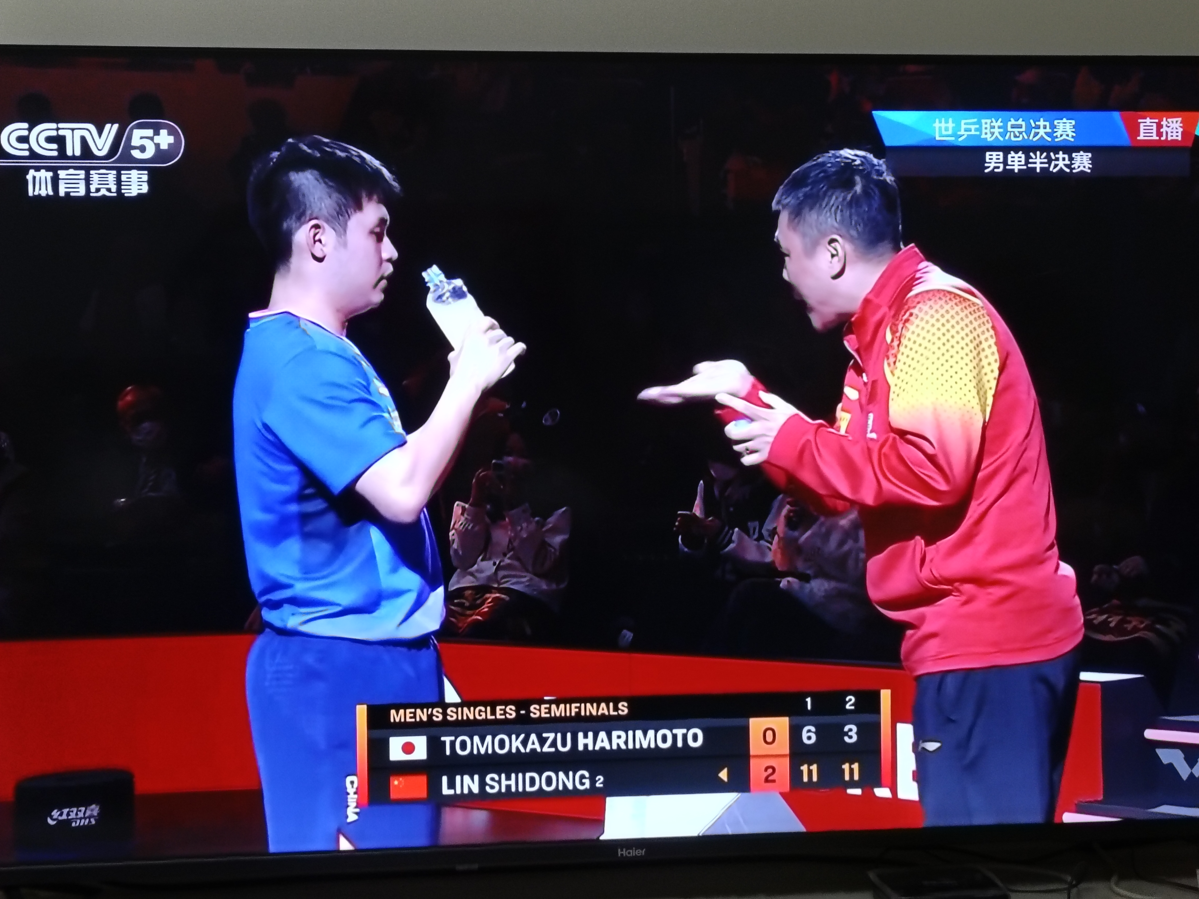 法国队轻取日本队，张本智和刷新纪录