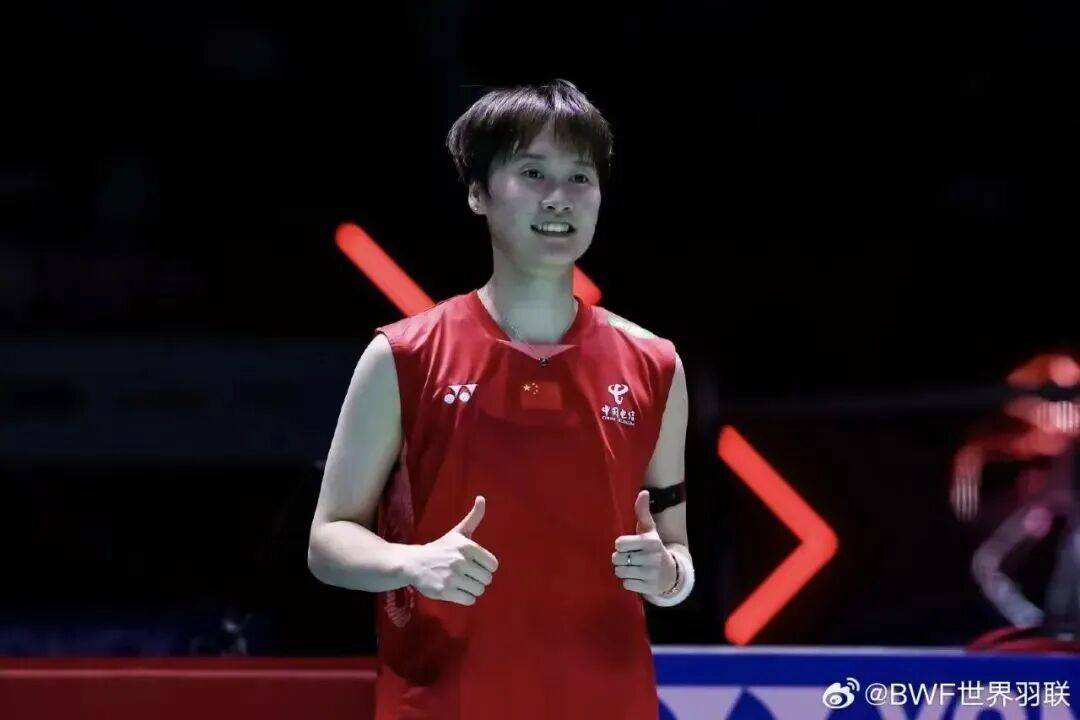 泰国队力克日本队，陈雨菲点燃赛场