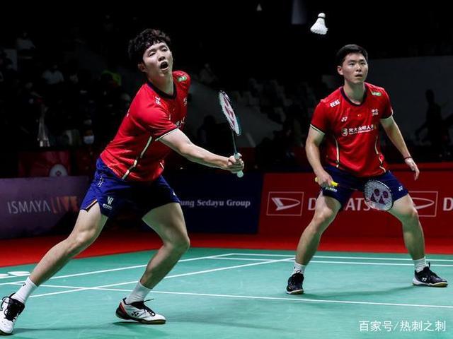 泰国队绝杀丹麦队，黄鸭组合点燃赛场