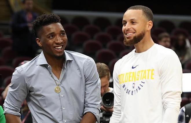 太阳完胜马刺，克莱扛起全队