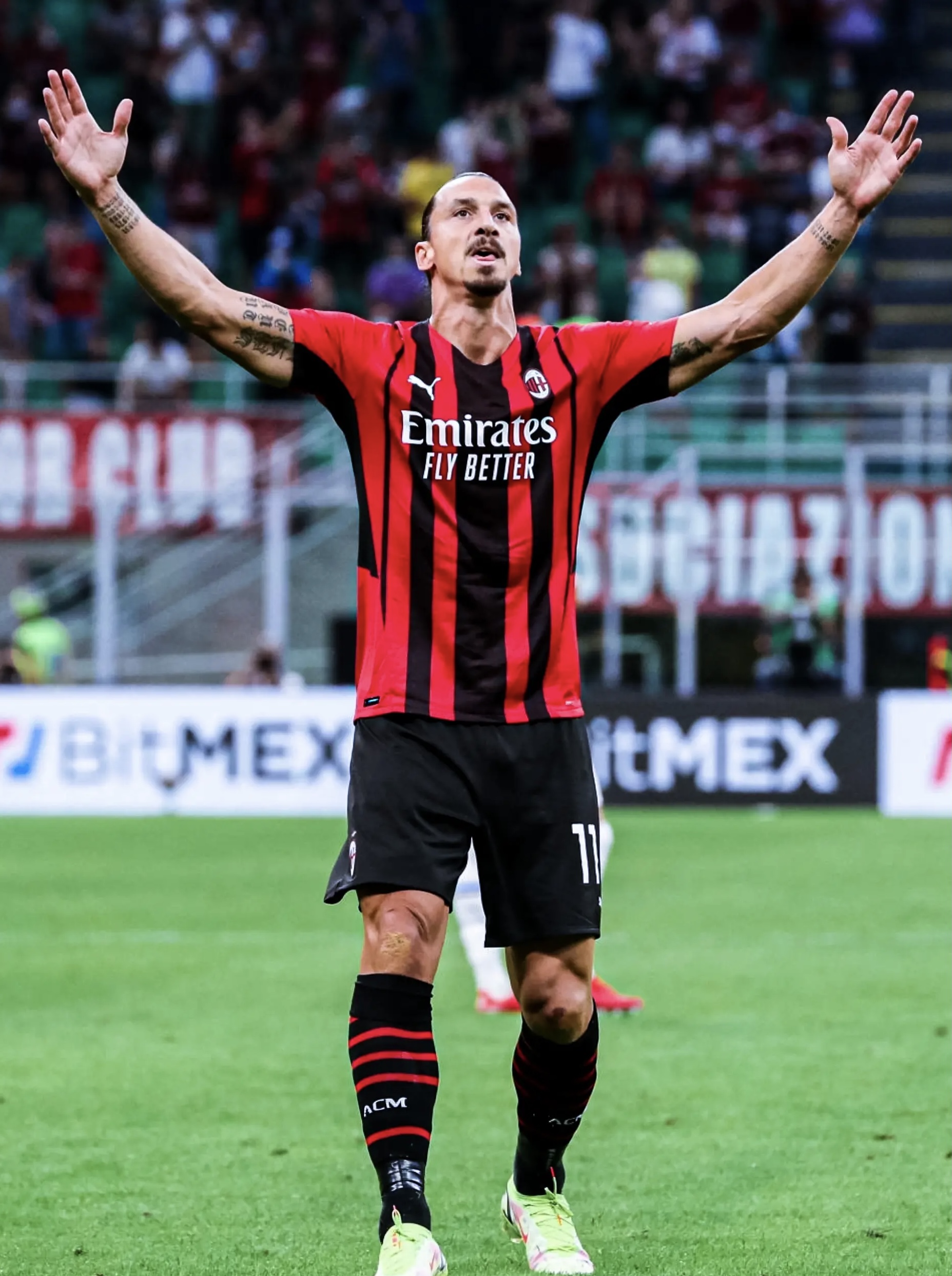 塞维利亚轻取巴萨，伊布高光表现