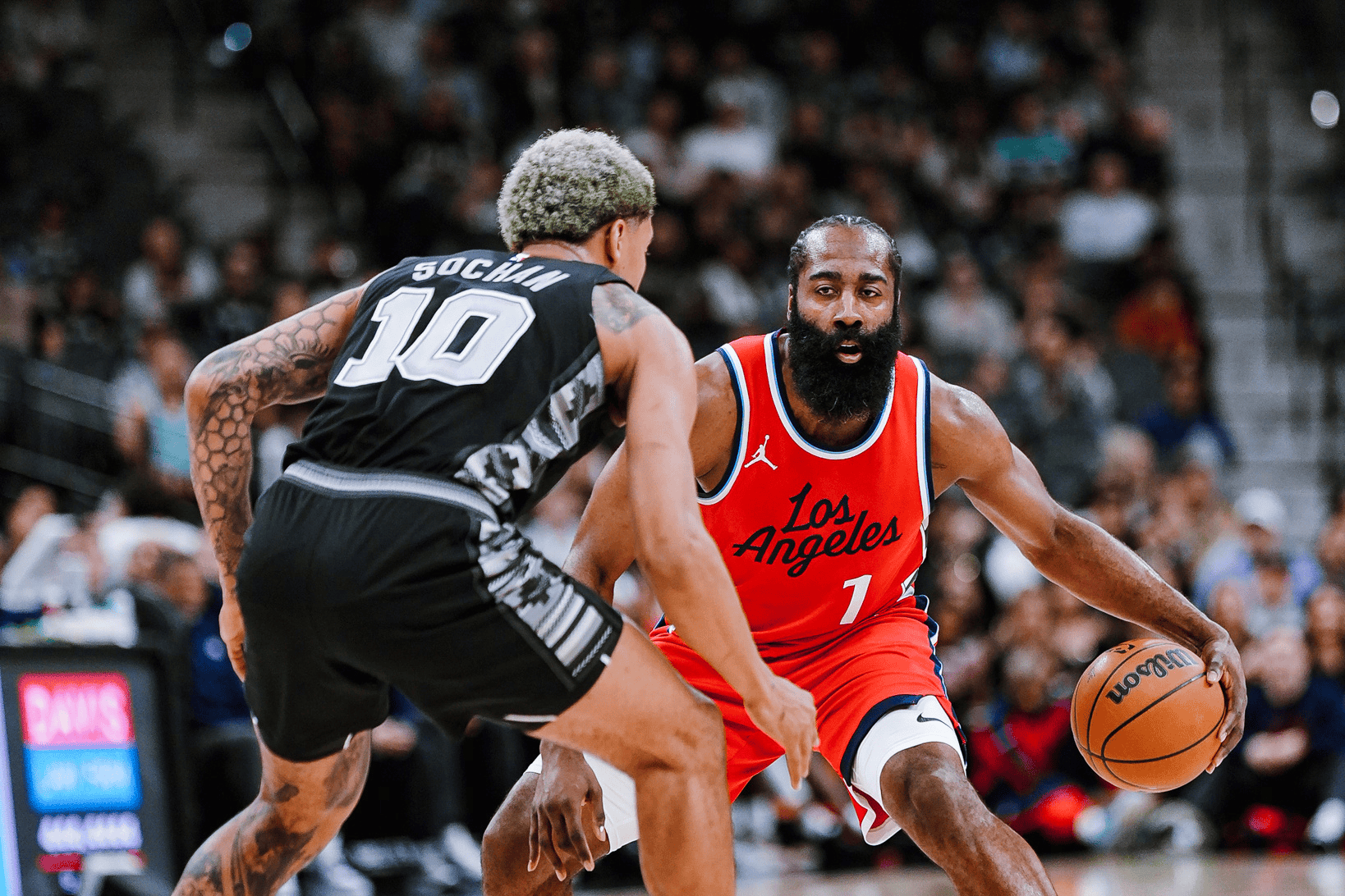 青岛队碾压四川队，哈登惊艳四座