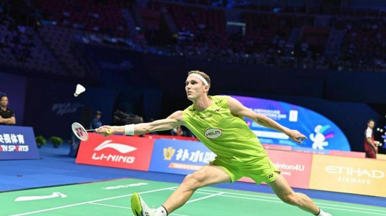 法国羽毛球队爆冷印度羽毛球队，安赛龙爆发神勇