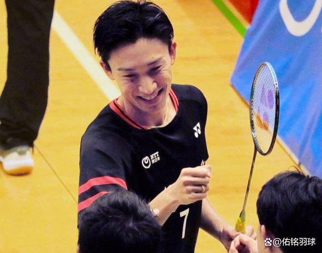 泰国队翻盘日本队,桃田贤斗统治全场 泰国队翻盘日本队,桃田贤斗统治全场