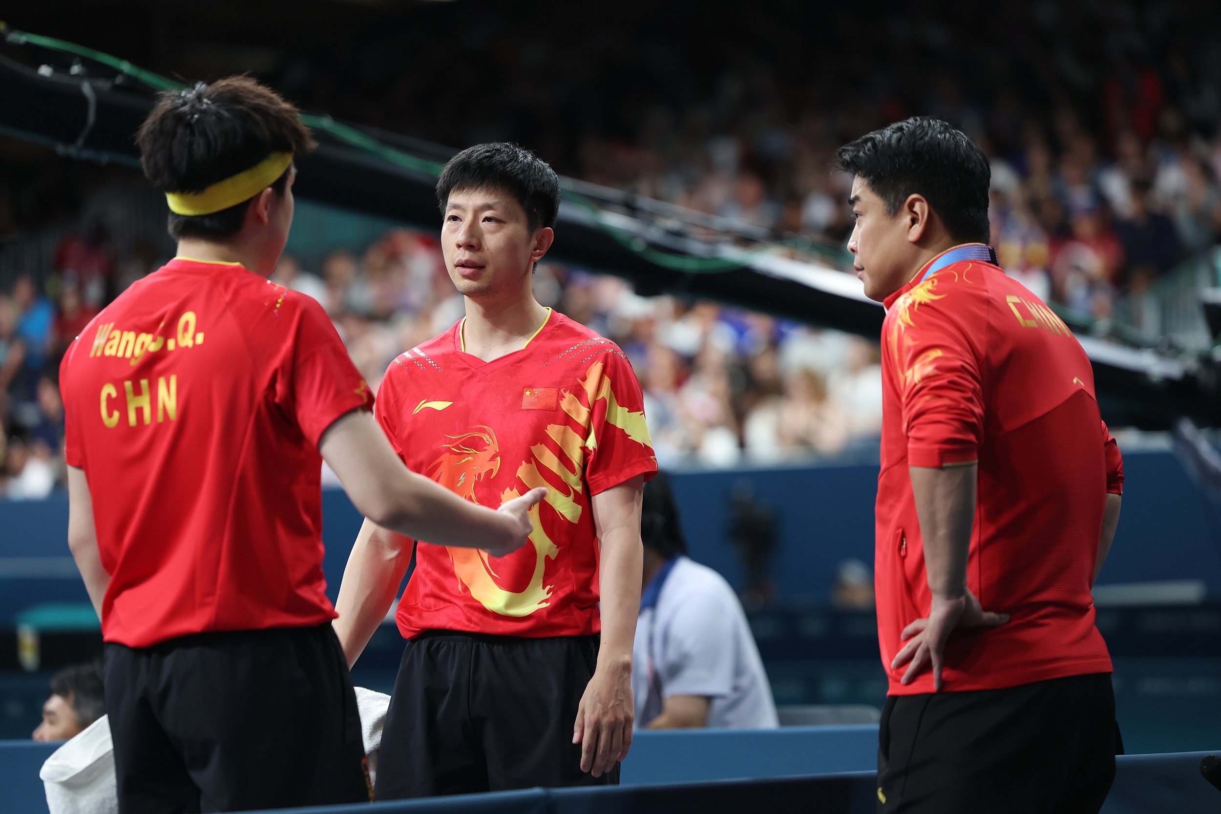 中国队险胜法国队，马龙点燃赛场