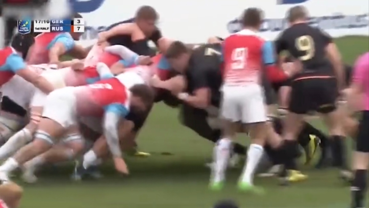 竞技场上的激情对决让人热血沸腾！