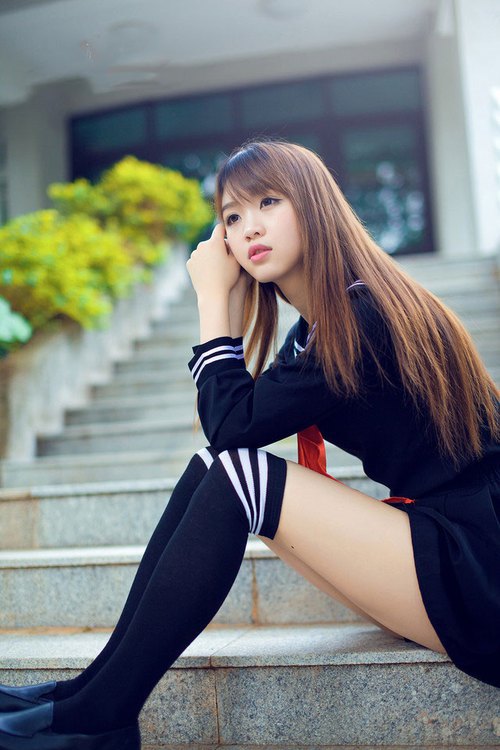 雷霆最后时刻击败76人，布克成为胜负手