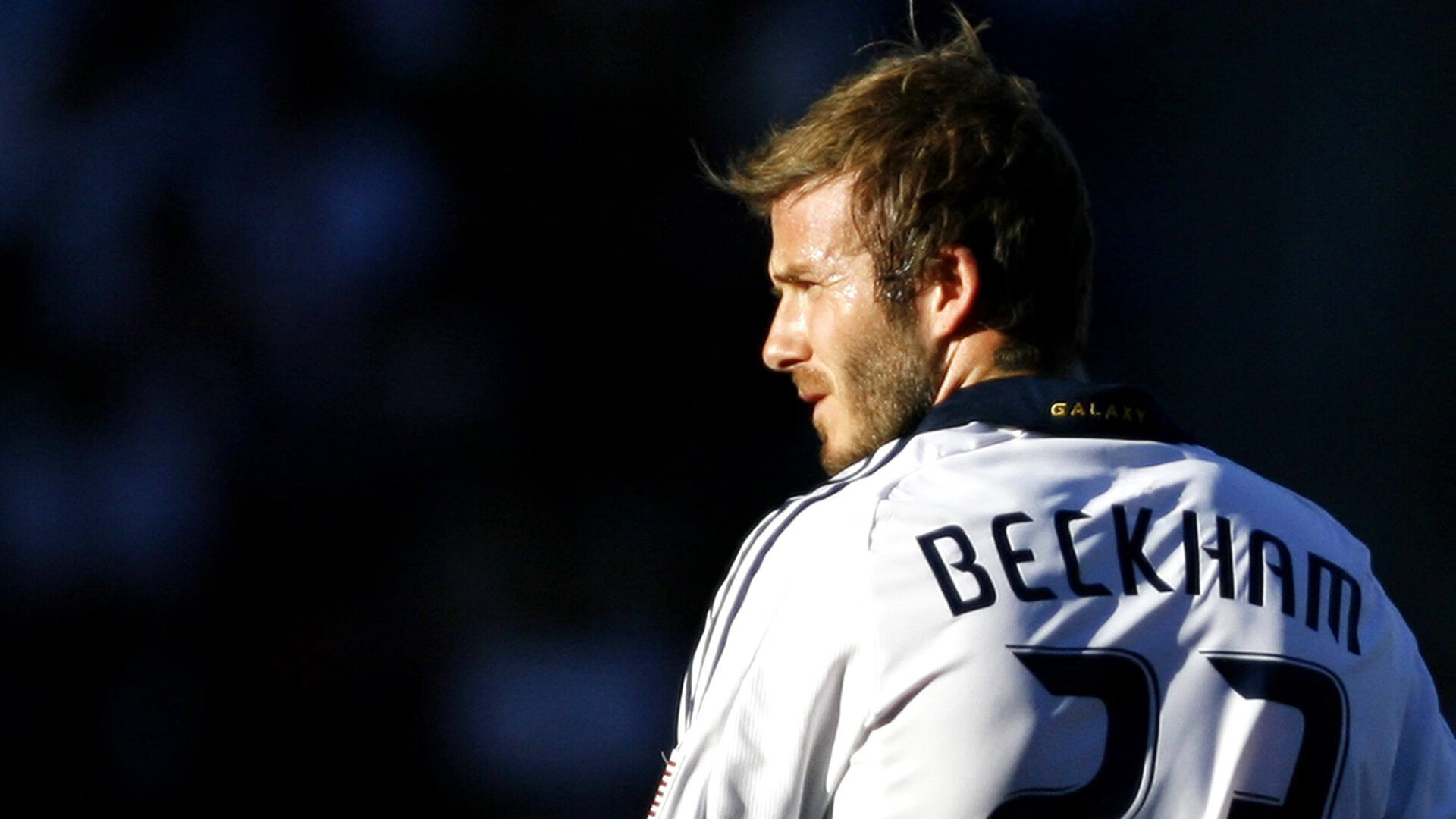 当东方巨龙遭遇西部灰熊，约基奇关键先生本色，上海队战术打穿孟菲斯防线